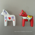 Venta al por mayor Boutique Cartoon Horse Wooden Fridge Magnets